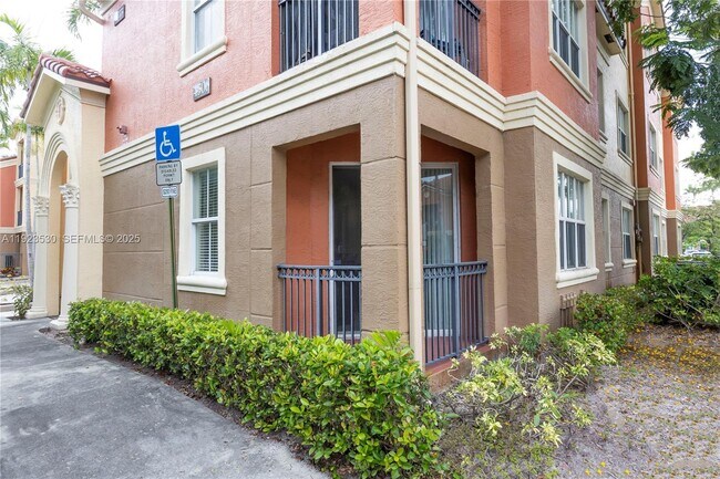 Building Photo - 4506 SW 160th Ave