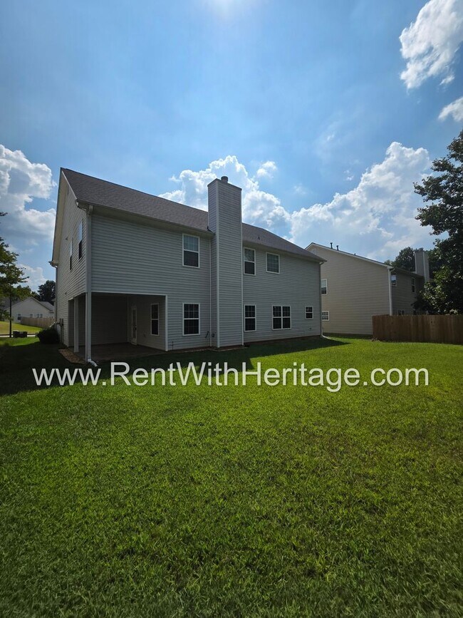 Building Photo - 202 Summer Gate Ln