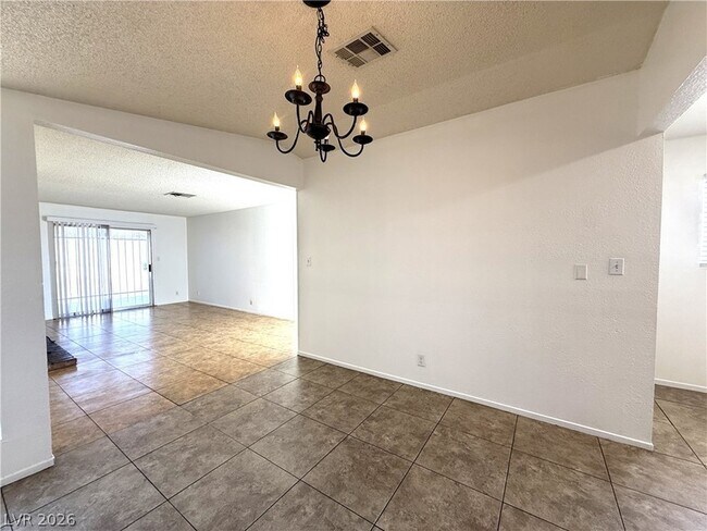 Building Photo - 2220 La Sombra St