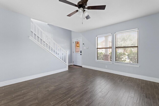 Building Photo - 12811 Huntsman Lake Dr