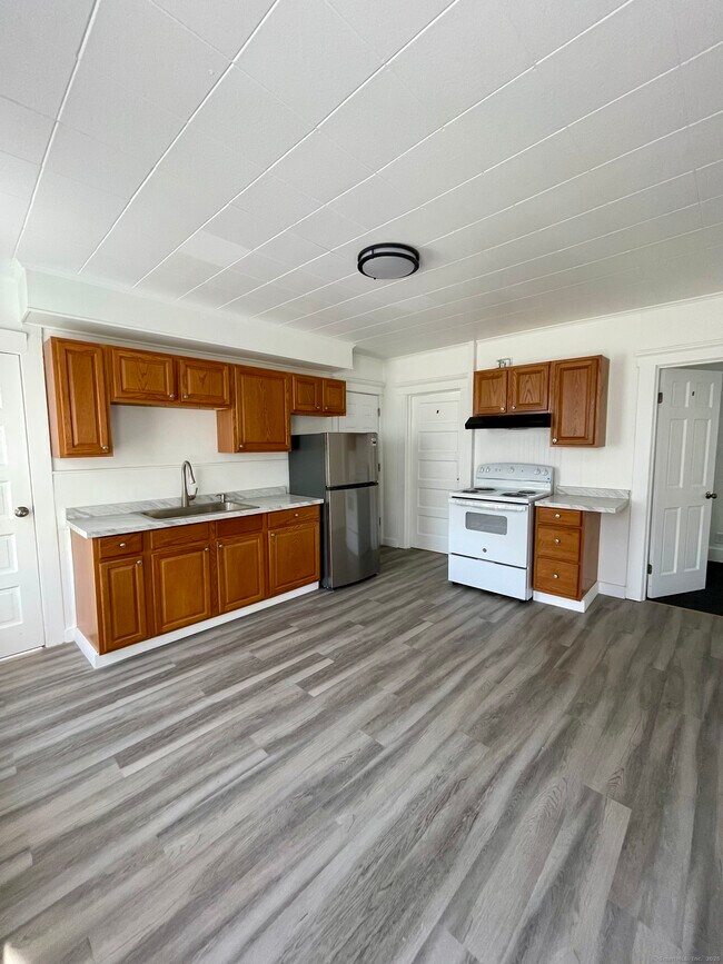 Building Photo - 46 George St