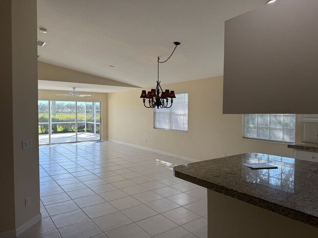 Building Photo - Elegant 2 Bedroom 2 Bath Villa Villagewalk in Palmer Ranch