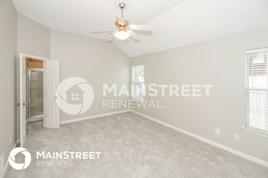 Building Photo - 9135 Tremont Dr