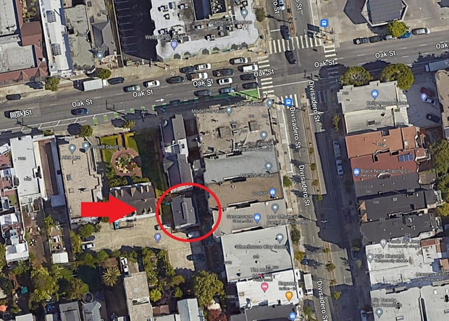 Building Photo - 1107 Oak St