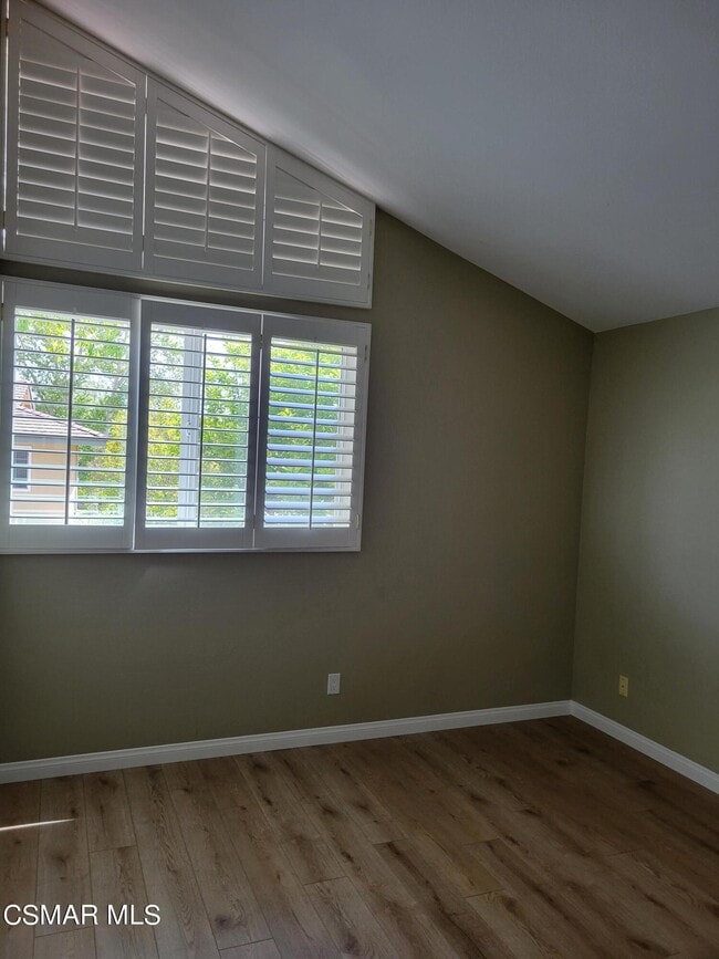 Building Photo - 1568 Covington Ave