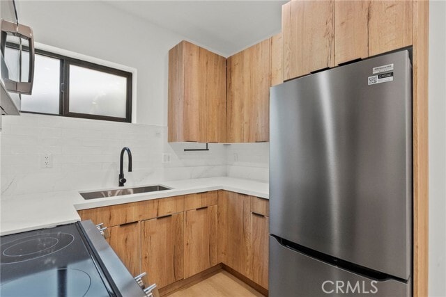 Building Photo - 5734 Stansbury Ave