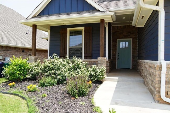 Building Photo - 5500 Carmel Crk Dr