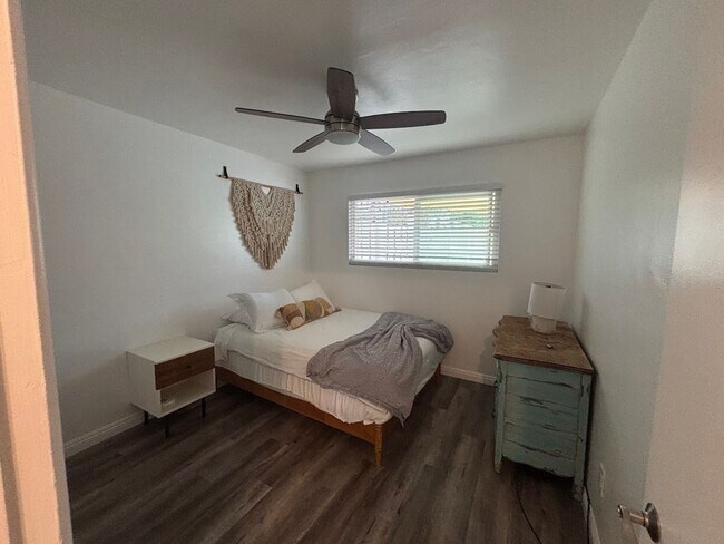 Building Photo - Hornblend