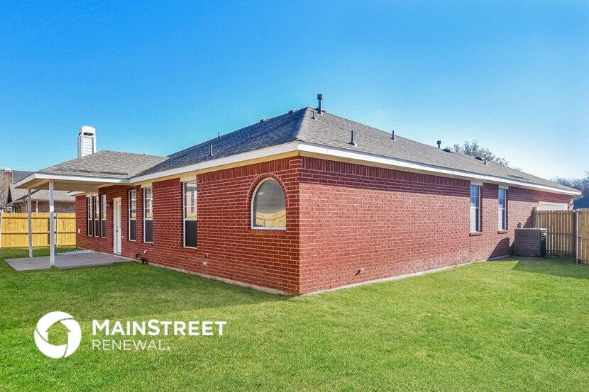 Building Photo - 4217 Forestedge Dr