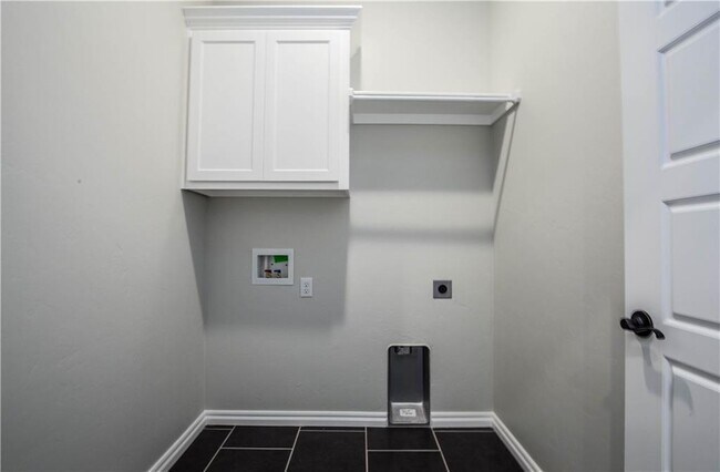 Building Photo - 14309 Limestone Ln