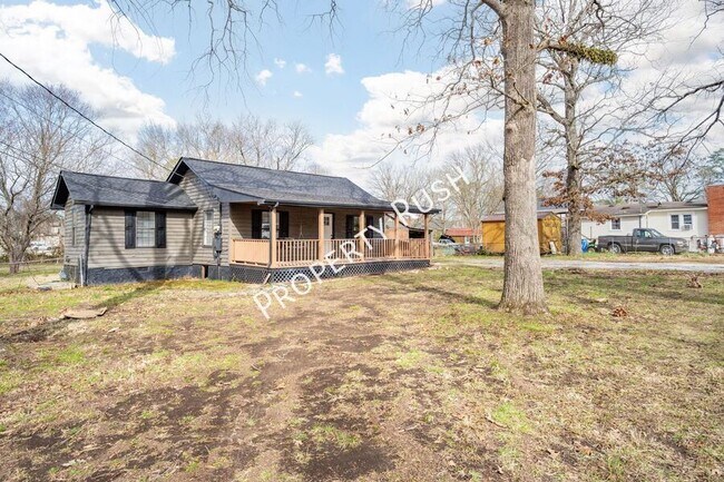 Building Photo - 8229 Patterson Rd