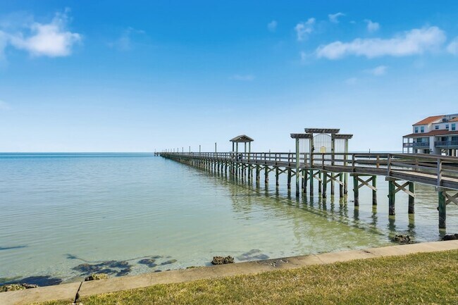 Building Photo - 620 Fulton Beach Rd