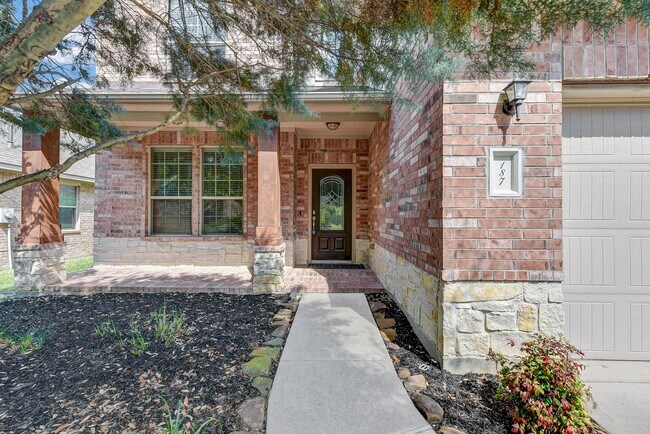 Building Photo - Live in Sterling Ridge – Short-Term Lease ...