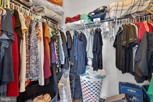 Building Photo - 6157 Posey St