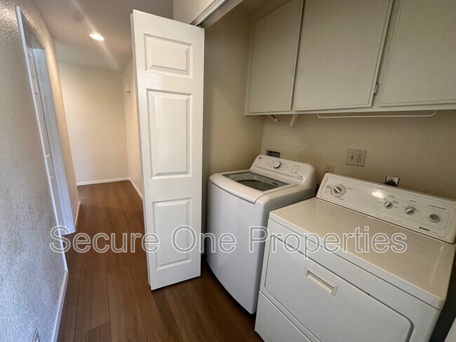 Building Photo - 4539 McBeth Ct