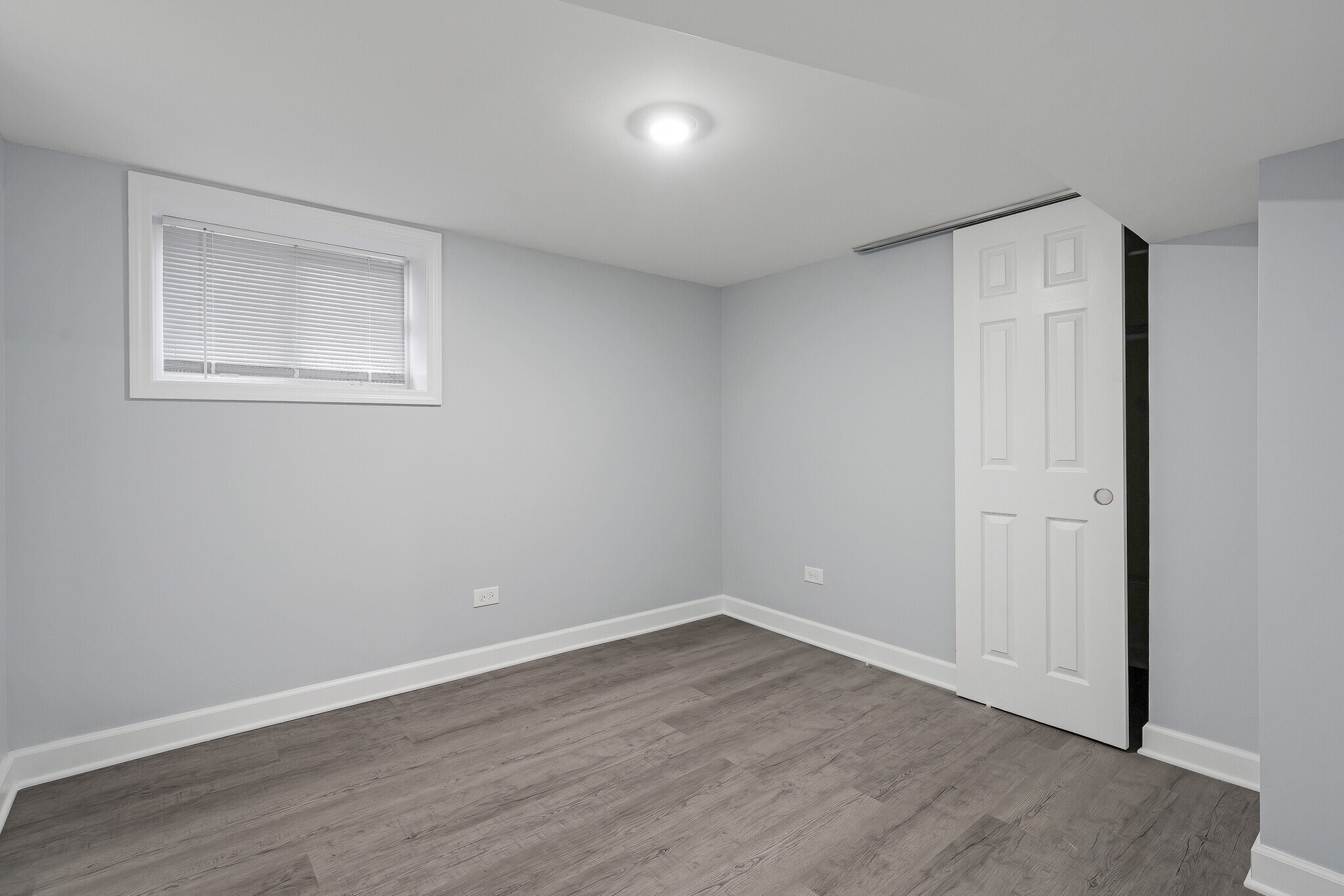 Building Photo - 5620 N Marmora Ave