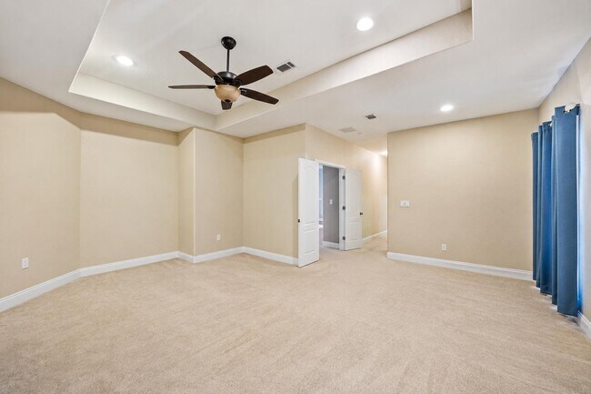 Building Photo - 3269 McMillan Creek Dr