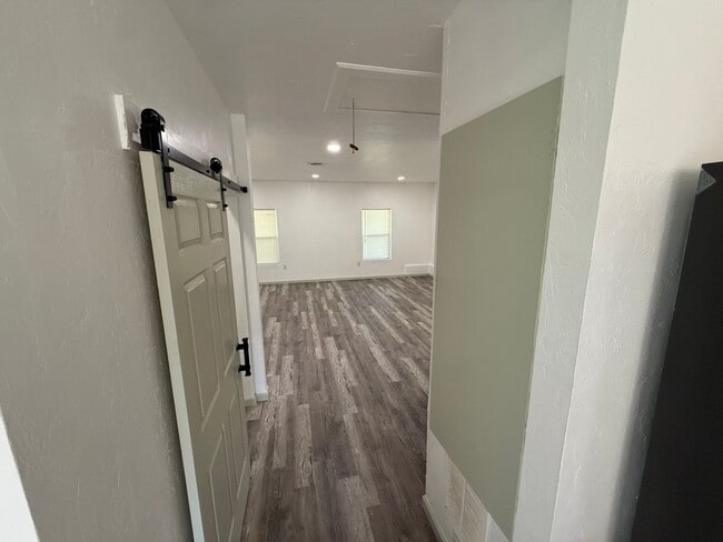 Building Photo - $200 off your move in by 10/1!  Completely...