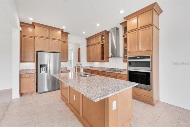 Building Photo - 7228 Great Egret Blvd