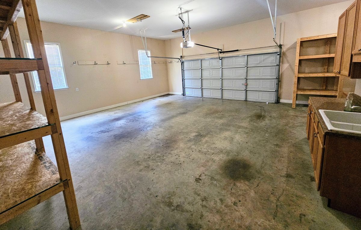 Building Photo - 2362 Little Cove Rd