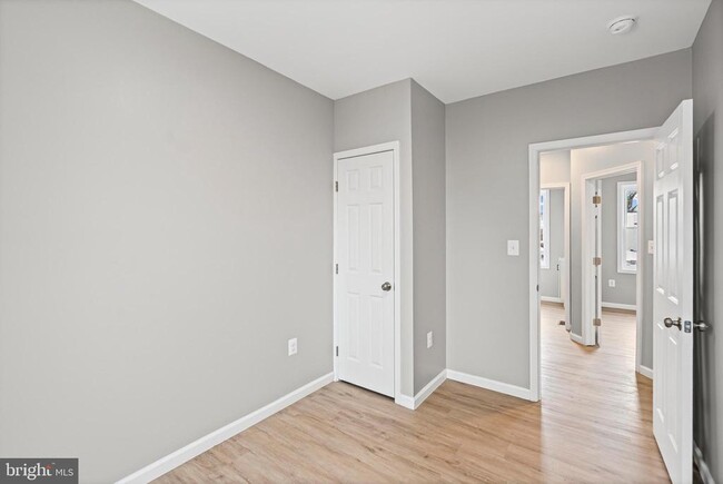 Building Photo - 3034 Arunah Ave