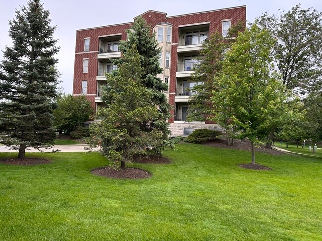 Building Photo - 720 Prestwick Ln
