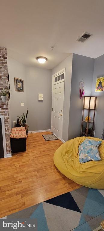 Building Photo - 42219 Black Rock Terrace