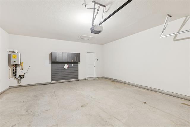 Building Photo - 2209 Tacoma Wy