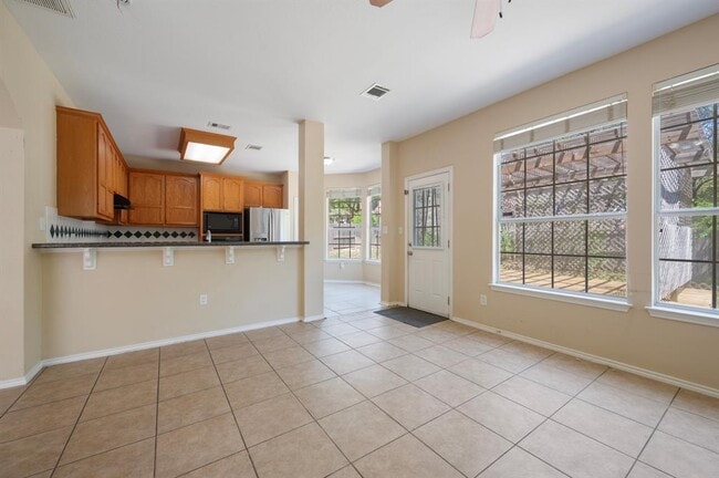 Building Photo - 13321 Kirkglen Dr