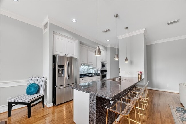 Building Photo - 3410 Garden Shadow Ln