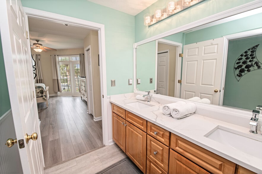 Building Photo - 285 Atlantis Cir