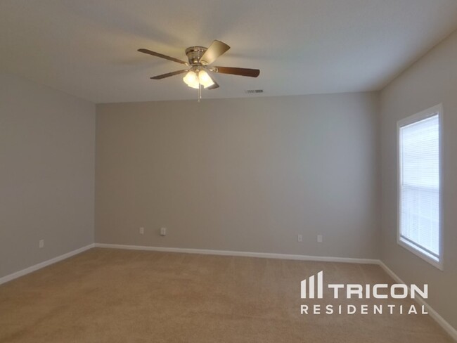 Building Photo - 116 Angel Garden Way
