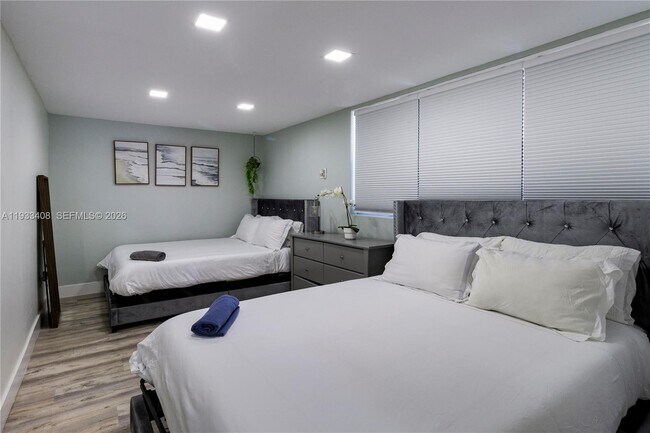 Building Photo - 437 NE 107th St