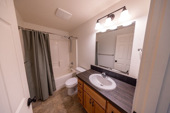 Building Photo - Three bedroom home one block from Battle Ground Village. - With AC