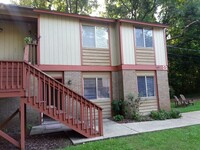 Building Photo - 749 Pointe Ct