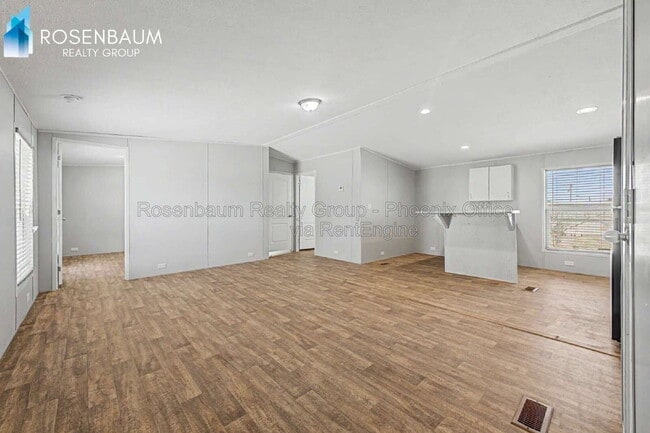 Building Photo - 3360 W Madera Dr