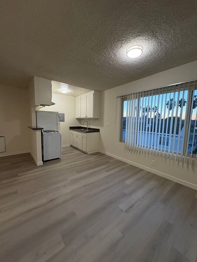 Building Photo - Corinth-4272