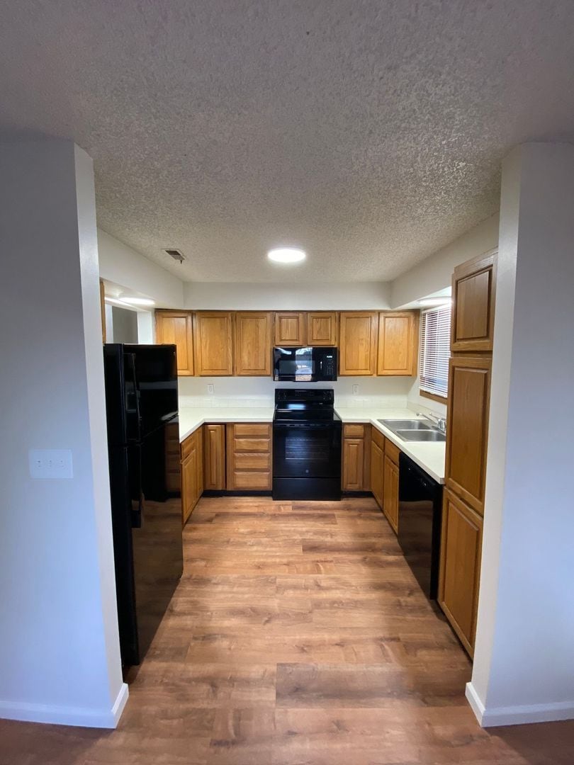 Interior Photo - Rose Houses