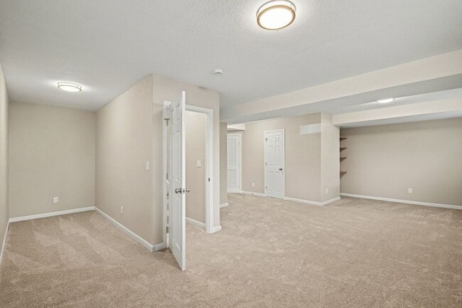 Building Photo - 3624 Venice Grove