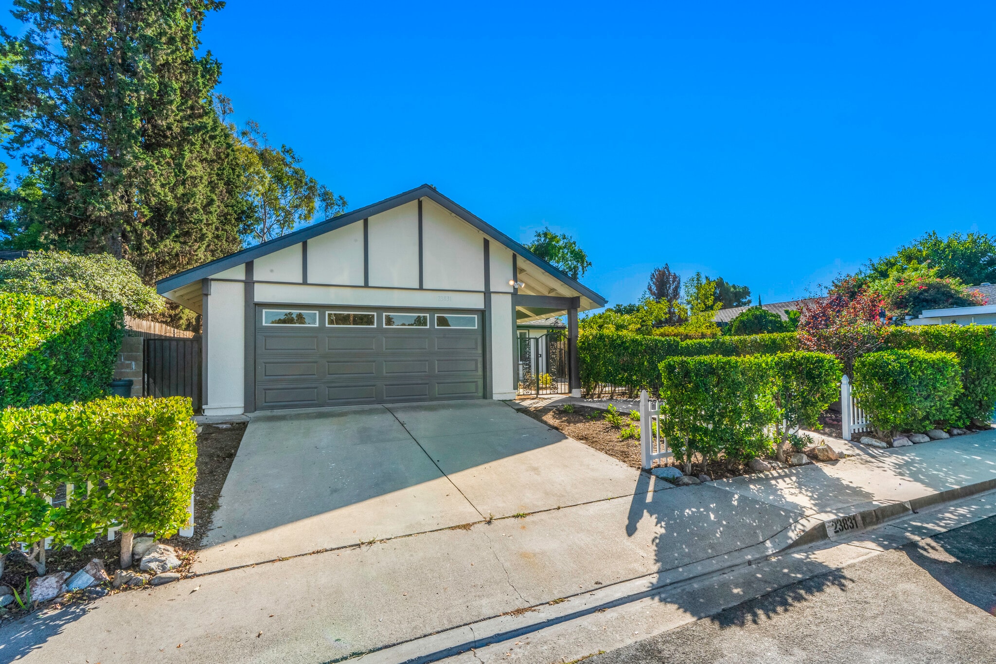 Building Photo - 23831 Pesaro