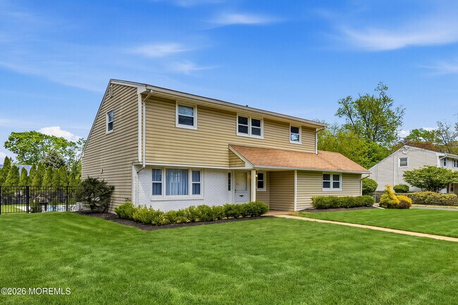 Building Photo - 4 Cheryl Dr