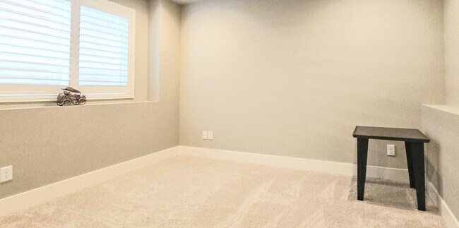 Building Photo - Terrific 2bedbroom in Tehaleh Community -  Please DO NOT disturb current resident.