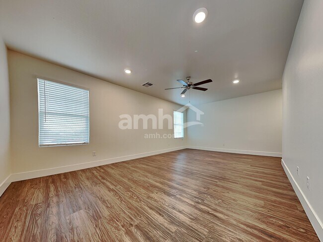 Building Photo - 21469 S 231st Way