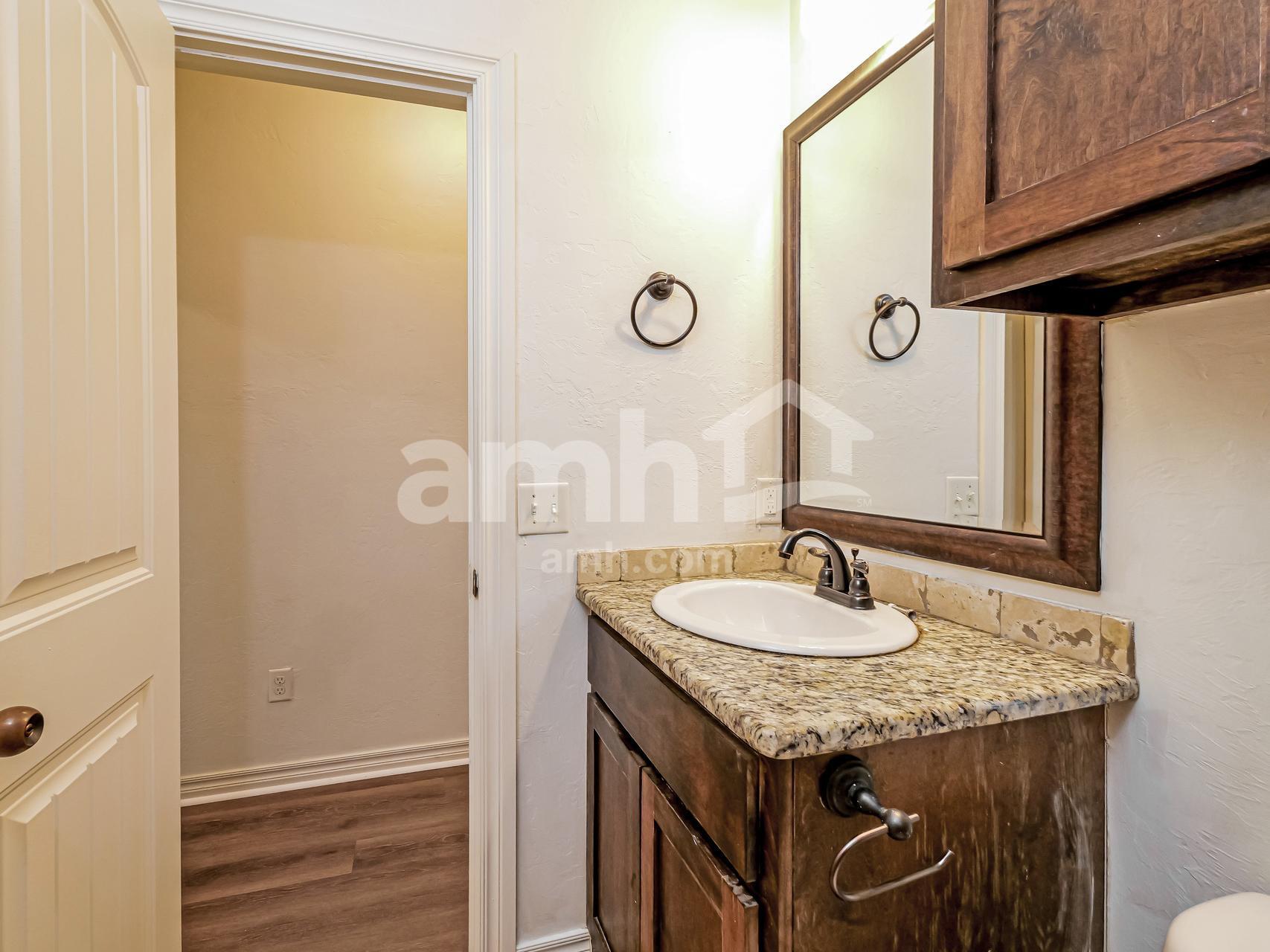 Building Photo - 4800 Limestone Dr
