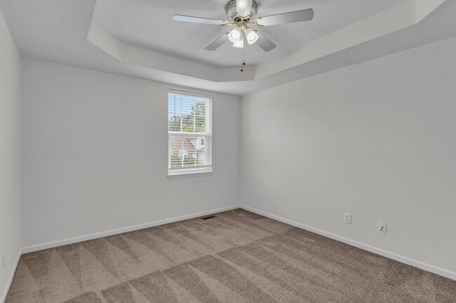 Building Photo - 5013-5015 Carrie Ridge Dr.