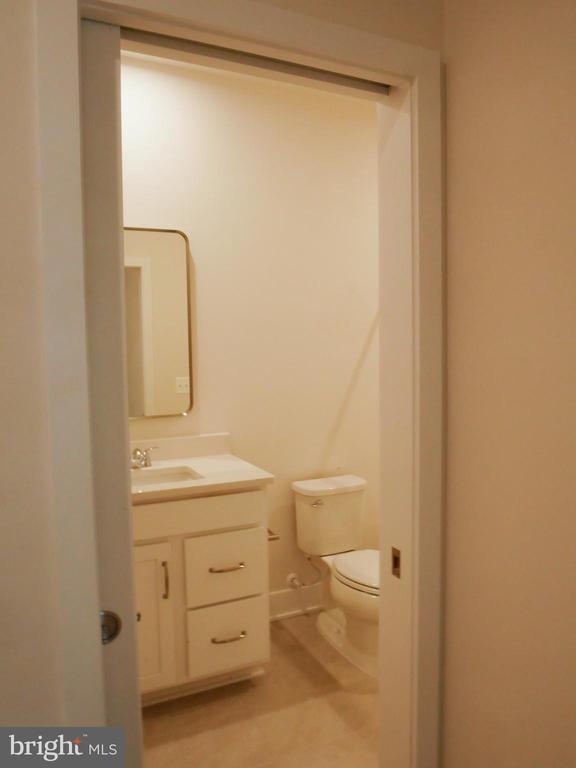 Building Photo - 120 Galaxy Pl