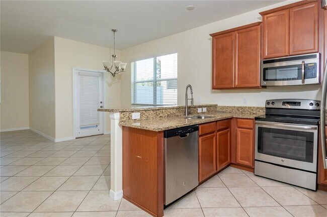 Building Photo - 12009 Greengate Dr