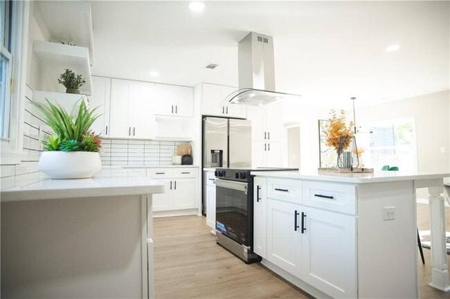 Building Photo - 3561 Misty Valley Rd