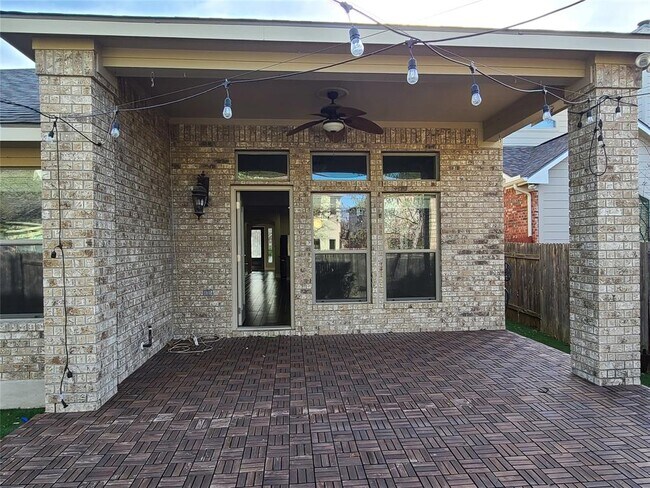 Building Photo - 708 Williams Way