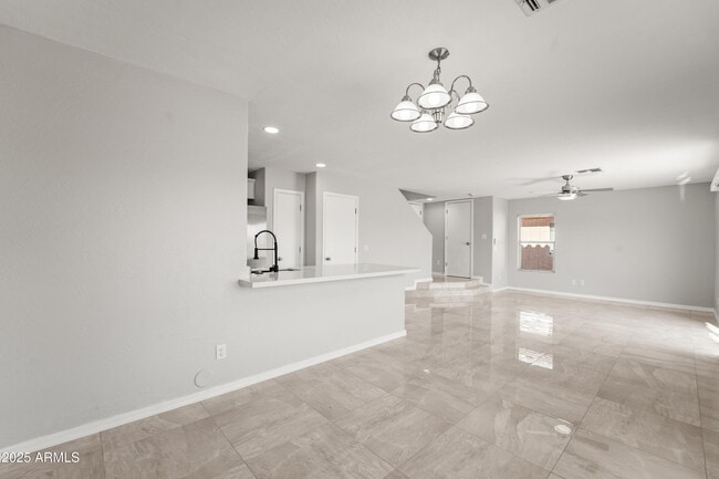 Building Photo - 11215 W Heatherbrae Dr